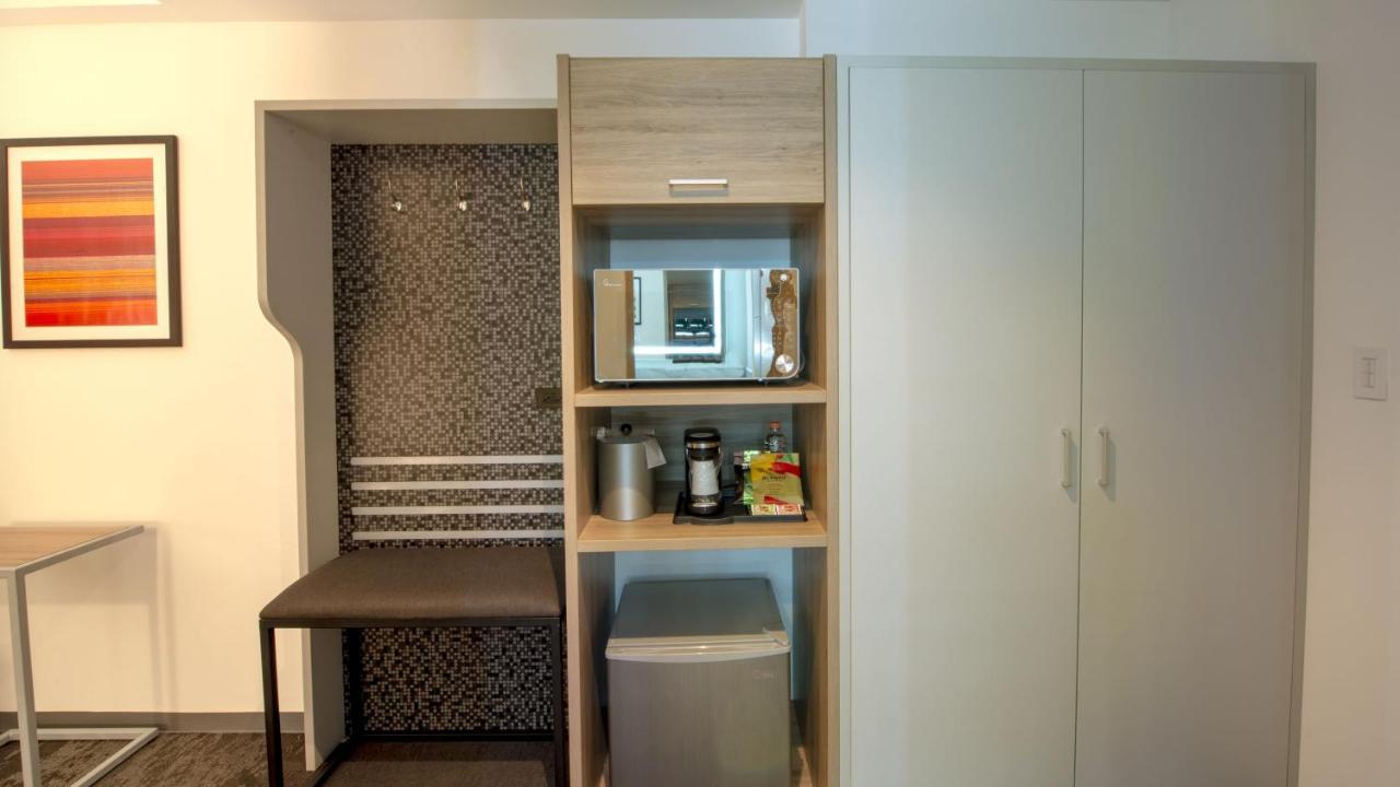 Holiday Inn & Suites - Merida La Isla By Ihg Luaran gambar
