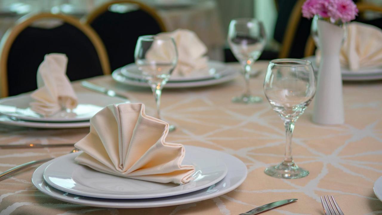 Holiday Inn & Suites - Merida La Isla By Ihg Luaran gambar