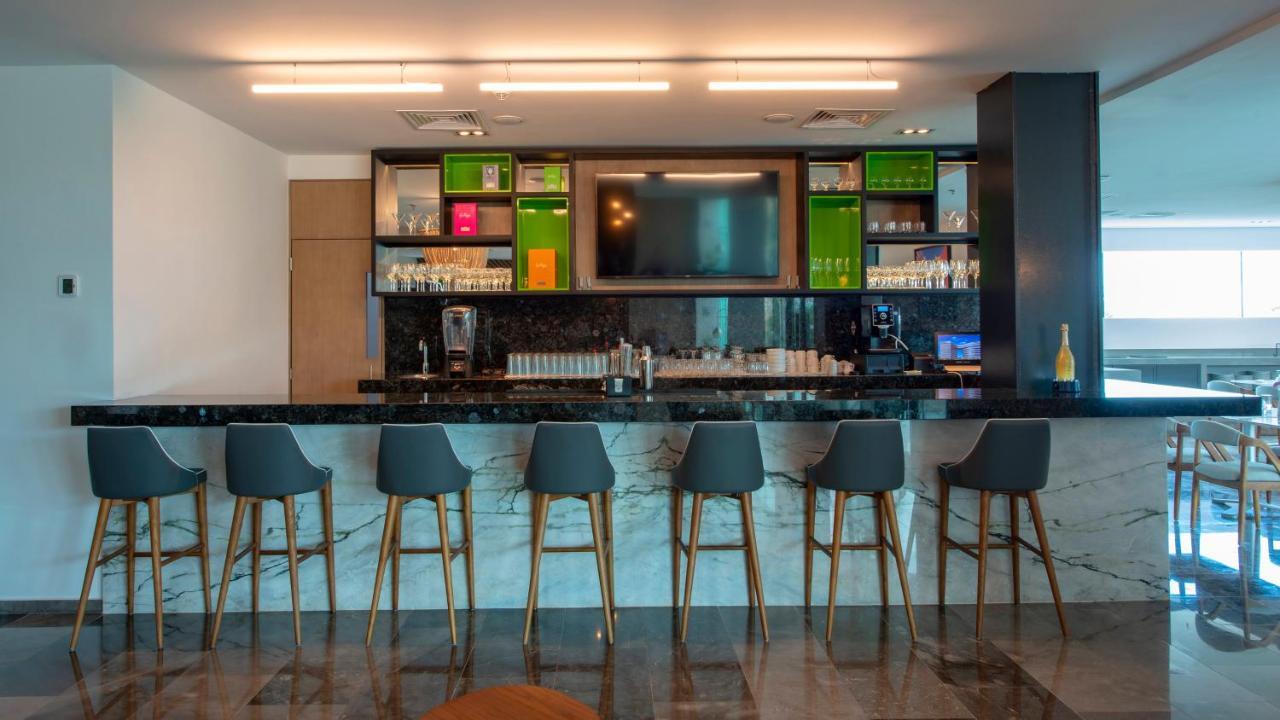 Holiday Inn & Suites - Merida La Isla By Ihg Luaran gambar