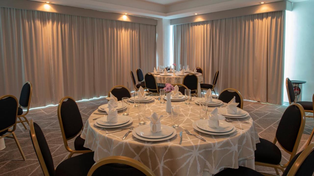 Holiday Inn & Suites - Merida La Isla By Ihg Luaran gambar