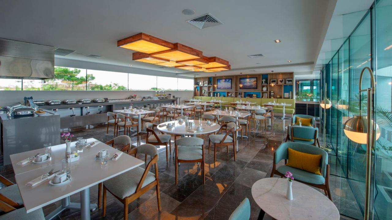 Holiday Inn & Suites - Merida La Isla By Ihg Luaran gambar